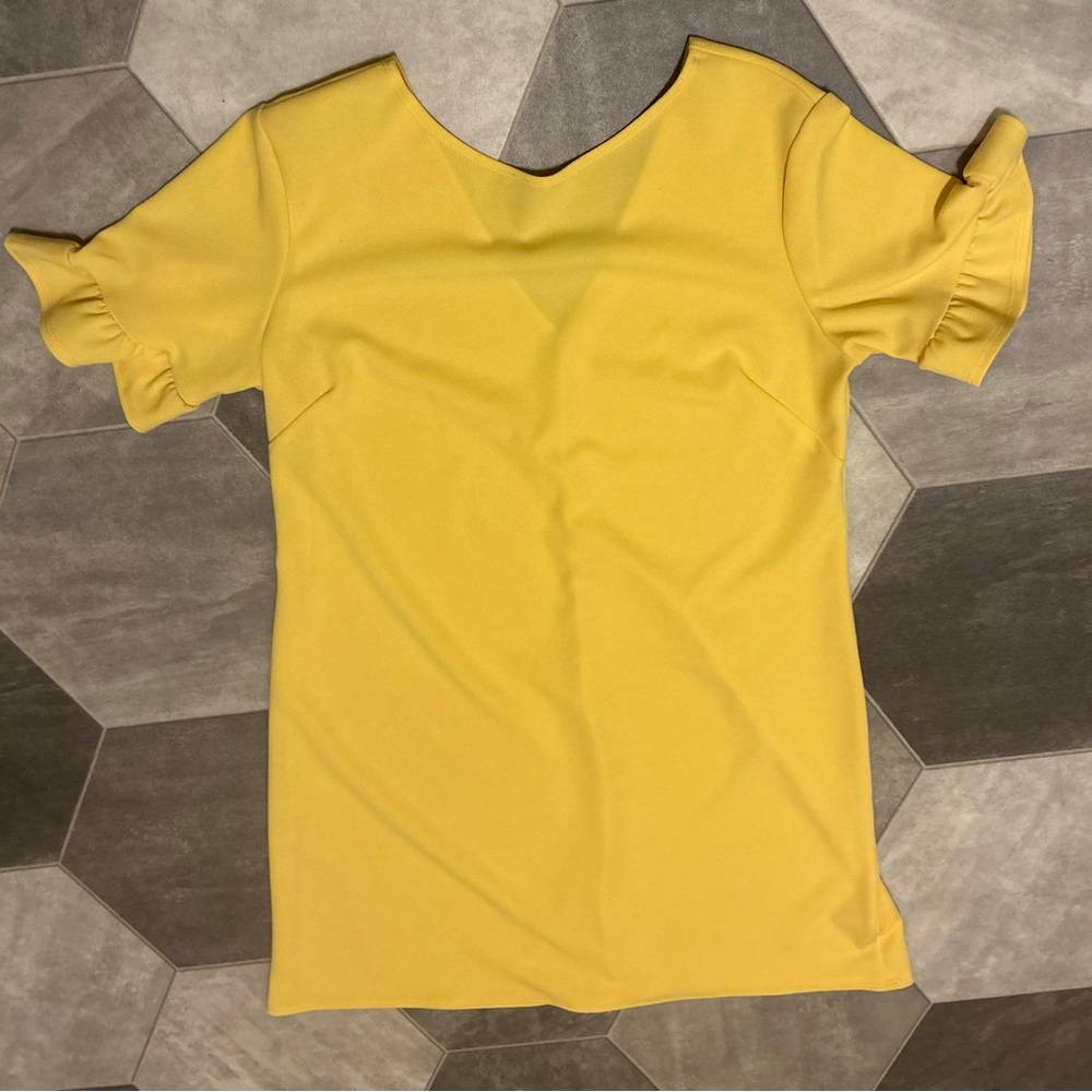 Elegant Yellow Women's dress